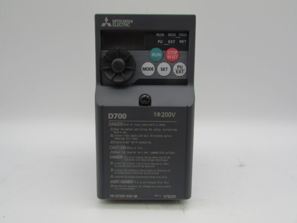 INVERSOR DE FREQUENCIA  FR-D720S-042-NA