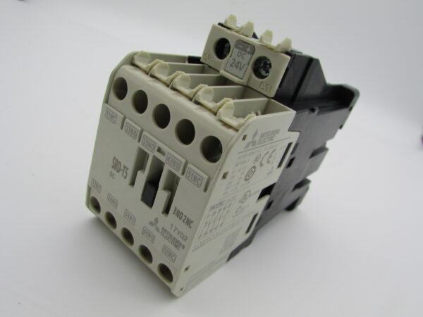 CONTATOR SRD-T5BC DC24V 3A2